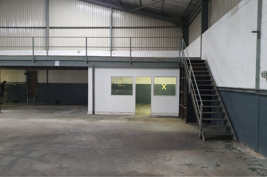 To Let commercial Property for Rent in North End Eastern Cape